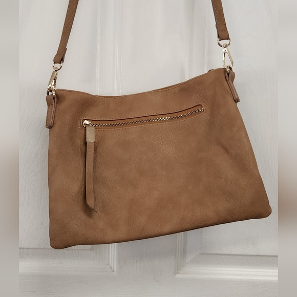 SHIRALEAH Chicago Soft Vegan Leather Crossbody Bag Camel Brown Adjustable Strap - Picture 4 of 6